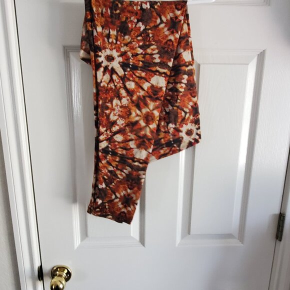 TC LuLaRoe Leggings most never worn - Picture 7 of 7